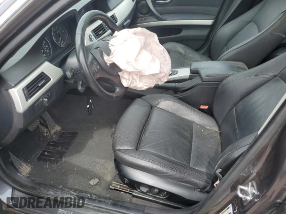 2006 BMW 3 Series 330i с VIN WBAVB33586PS15096, выставлен на аукционе Copart как лот 56873975 с пробегом 123 434 миль миль и Списание • Salvage title. История ставок и продаж доступна на DreamBid. Изображение 7.