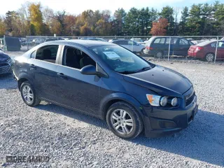 2016 Chevrolet Sonic LT with VIN 1G1JC5SG4G4138574, listed as a IAAI auction lot 40665585 with 84,157 mi miles. Bid and sale history available at carsss.com. Image 1.