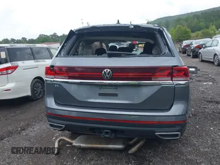 2024 Volkswagen Atlas SE with VIN 1V2WR2CA2RC536071, listed as a IAAI auction lot 42087700 with 38,879 mi miles and . Bid and sale history available at DreamBid. Image 15.