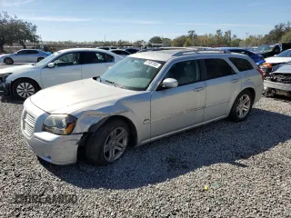 2005 Dodge Magnum RT with VIN 2D8GV58285H636754, listed as a Copart auction lot 47697955 with 150,660 mi miles and Salvage Title. Bid and sale history available at carsss.com. Image 1.