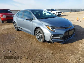 2022 Toyota Corolla SE with VIN 5YFS4MCE9NP120176, listed as a IAAI auction lot 41861680 with 15,975 mi miles. Bid and sale history available at carsss.com. Image 1.
