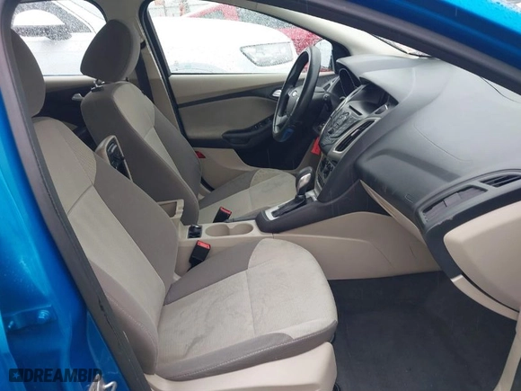 2014 Ford Focus SE with VIN 1FADP3K23EL162634, listed as a IAAI auction lot 41772913 with 113,405 mi miles. Bid and sale history available at carsss.com. Image 5.