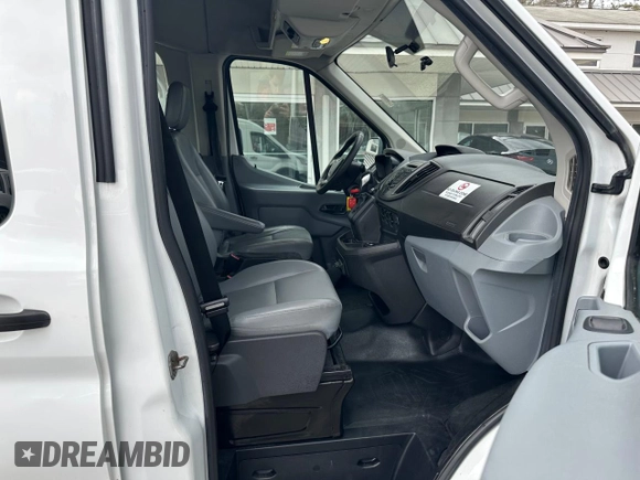 2017 Ford Transit XL с VIN 1FDZX2CM3HKA03113, выставлен на аукционе Copart как лот 51824525 с пробегом 286 987 миль миль и Чистый • Clean title. История ставок и продаж доступна на DreamBid. Изображение 5.