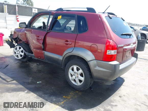 2005 Hyundai Tucson GLS with VIN KM8JN12D15U060361, listed as a IAAI auction lot 41915093 with Not Provided miles. Bid and sale history available at carsss.com. Image 3.