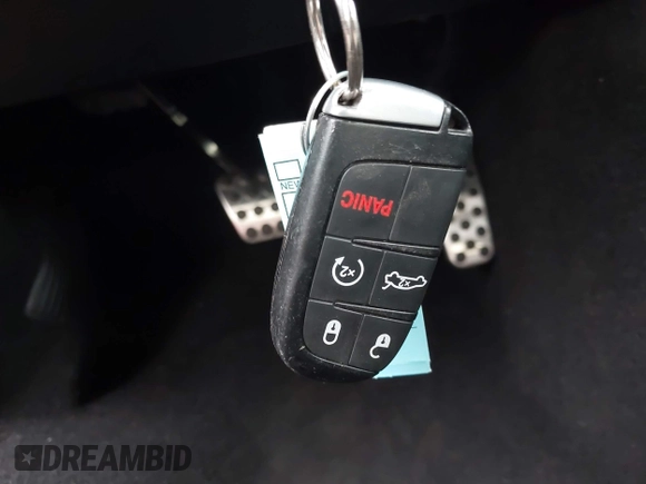 2019 Dodge Challenger SXT z VIN 2C3CDZAGXKH632914, wystawiony jako IAAI lot #42218764 z przebiegiem Nie podano mil oraz . Historia ofert i sprzedaży dostępna na DreamBid. Obrazek 11.
