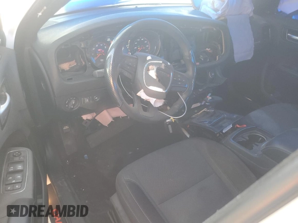 2017 Dodge Charger SXT with VIN 2C3CDXHG4HH666804, listed as a Copart auction lot 61845014 with 92,372 mi miles and Salvage Title. Bid and sale history available at carsss.com. Image 8.