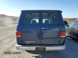 1988 Chevrolet Chevy Van z VIN 1GCEG25H5J7124768, wystawiony jako Copart lot #76781664 z przebiegiem 86 588 mil mil oraz Tytuł czysty. Historia ofert i sprzedaży dostępna na DreamBid. Obrazek 6.