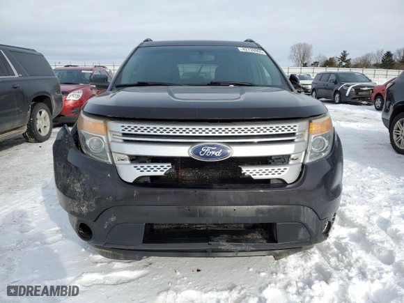 2014 Ford Explorer XLT with VIN 1FM5K8D80EGC40979, listed as a Copart auction lot 42726955 with 200,119 mi miles and Clean Title. Bid and sale history available at carsss.com. Image 5.
