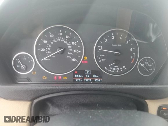 2016 BMW 3 Series 320i xDrive z VIN WBA8E5G54GNU20471, wystawiony jako Copart lot #60558675 z przebiegiem 79 978 mil mil oraz Szkoda całkowita • Salvage title. Historia ofert i sprzedaży dostępna na DreamBid. Obrazek 9.