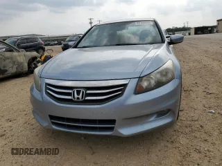 2011 Honda Accord EX z VIN 1HGCP3F77BA027015, wystawiony jako Copart lot #55160465 z przebiegiem 156 704 mil mil oraz Czysty tytuł • Clean title. Historia ofert i sprzedaży dostępna na DreamBid. Obrazek 5.