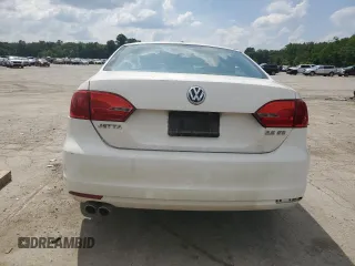 2012 Volkswagen Jetta SE z VIN 3VWBX7AJ3CM305737, wystawiony jako Copart lot #64066975 z przebiegiem 142 724 mil mil oraz Szkoda całkowita • Salvage title. Historia ofert i sprzedaży dostępna na DreamBid. Obrazek 6.