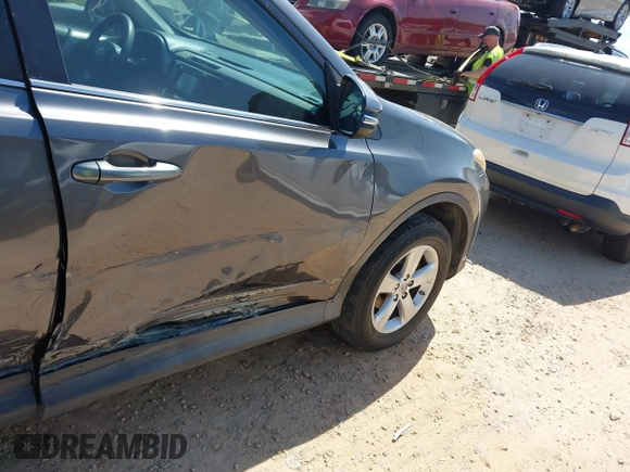 2013 Toyota RAV4 XLE with VIN 2T3RFREV1DW017471, listed as a IAAI auction lot 41990090 with 170,066 mi miles. Bid and sale history available at carsss.com. Image 17.