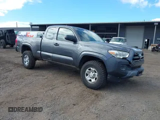 2016 Toyota Tacoma SR with VIN 5TFRX5GN0GX064882, listed as a IAAI auction lot 41371947 with 30,378 mi miles and . Bid and sale history available at carsss.com. Image 1.