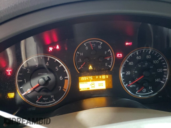 2010 Nissan Armada Titanium z VIN 5N1BA0NDXAN610604, wystawiony jako Copart lot #80023374 z przebiegiem 199 475 mil mil oraz Szkoda całkowita • Salvage title. Historia ofert i sprzedaży dostępna na DreamBid. Obrazek 9.