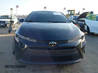 2025 Toyota Corolla LE with VIN 5YFB4MDE6SP235537, listed as a IAAI auction lot 41545296 with 1,380 mi miles. Bid and sale history available at carsss.com. Image 13.