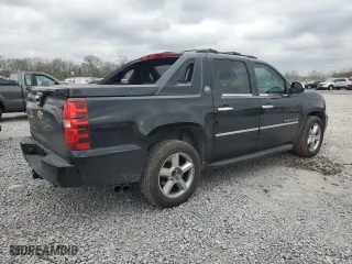 2013 Chevrolet Avalanche LTZ with VIN 3GNTKGE78DG317989, listed as a Copart auction lot 49081065 with 122,696 mi miles and Salvage Title. Bid and sale history available at carsss.com. Image 3.