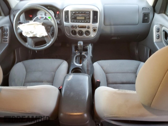 2005 Ford Escape XLT z VIN 1FMCU03105DA26437, wystawiony jako Copart lot #88803995 z przebiegiem 223 095 mil mil oraz Szkoda całkowita • Salvage title. Historia ofert i sprzedaży dostępna na DreamBid. Obrazek 8.