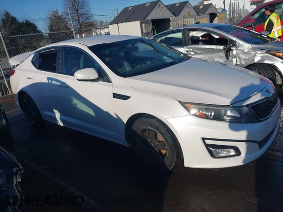 2015 Kia Optima LX with VIN 5XXGM4A72FG376907, listed as a IAAI auction lot 41823625 with 156,281 mi miles. Bid and sale history available at carsss.com. Image 13.