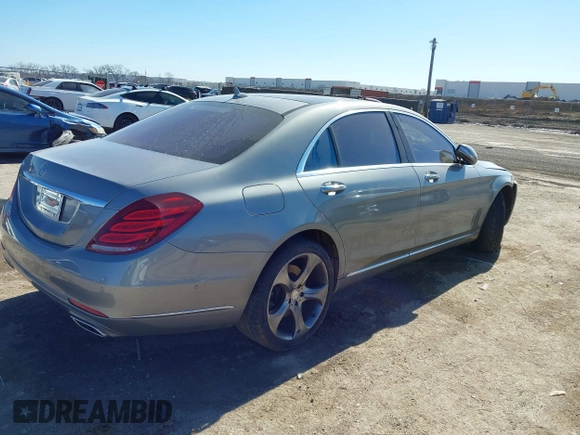 2015 Mercedes-Benz S-Class S 550 with VIN WDDUG8CB7FA072704, listed as a IAAI auction lot 41473437 with 1 mi miles. Bid and sale history available at carsss.com. Image 4.