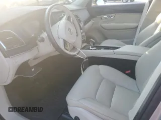 2020 Volvo XC90 Momentum with VIN YV4102PK2L1533048, listed as a Copart auction lot 46004295 with 0 mi miles and Salvage Title. Bid and sale history available at carsss.com. Image 7.