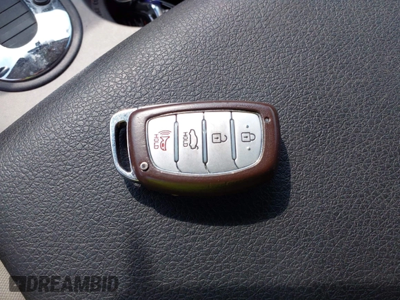 2017 Hyundai Elantra SE с VIN 5NPD84LFXHH041283, выставлен на аукционе IAAI как лот 42600401 с пробегом 151 472 миль миль и . История ставок и продаж доступна на DreamBid. Изображение 11.