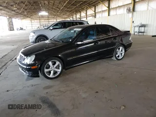 2005 Mercedes-Benz C with VIN WDBRF40J55F594402, listed as a Copart auction lot 53722415 with 132,004 mi miles and Salvage Title. Bid and sale history available at DreamBid. Image 1.