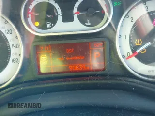 2014 FIAT 500L Trekking z VIN ZFBCFADH6EZ014198, wystawiony jako IAAI lot #42478129 z przebiegiem 99 639 mil mil oraz . Historia ofert i sprzedaży dostępna na DreamBid. Obrazek 7.