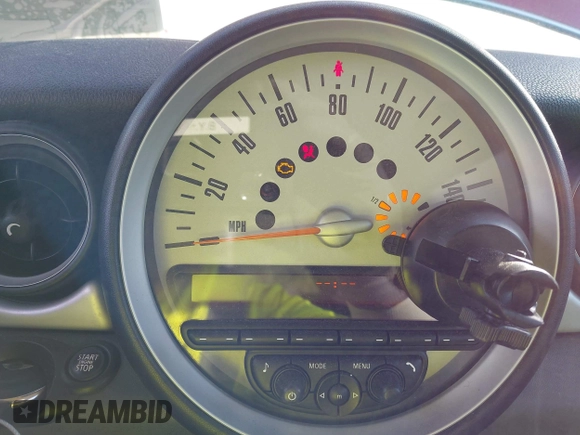 2012 MINI Hardtop with VIN WMWSU3C59CT260497, listed as a IAAI auction lot 42083090 with 123,498 mi miles and . Bid and sale history available at DreamBid. Image 13.