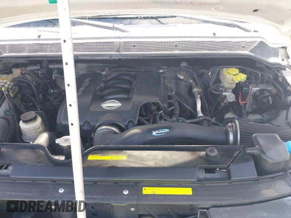 2006 Nissan Titan LE z VIN 1N6AA07B86N558129, wystawiony jako IAAI lot #42290349 z przebiegiem 177 739 mil mil oraz . Historia ofert i sprzedaży dostępna na DreamBid. Obrazek 10.