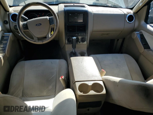 2010 Ford Explorer XLT z VIN 1FMEU7DE3AUA59445, wystawiony jako Copart lot #66660265 z przebiegiem 218 203 mil mil oraz Czysty tytuł • Clean title. Historia ofert i sprzedaży dostępna na DreamBid. Obrazek 8.