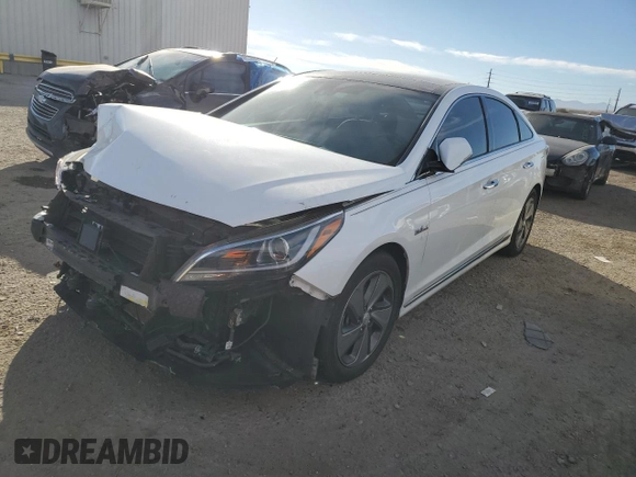 2017 Hyundai Sonata Hybrid Limited with VIN KMHE34L35HA070900, listed as a Copart auction lot 43931035 with 77,474 mi miles and Salvage Title. Bid and sale history available at carsss.com. Image 1.