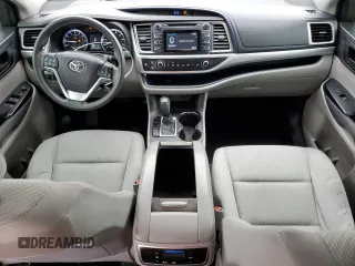 2016 Toyota Highlander LE Plus z VIN 5TDZKRFH1GS150242, wystawiony jako Copart lot #48050595 z przebiegiem 174 039 mil mil oraz Szkoda całkowita • Salvage title. Historia ofert i sprzedaży dostępna na DreamBid. Obrazek 8.