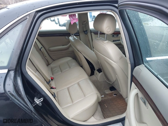 2007 Audi A4 2.0T with VIN WAUAF78E07A132737, listed as a IAAI auction lot 41574347 with 84,179 mi miles. Bid and sale history available at carsss.com. Image 8.