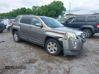 2012 GMC Terrain SLE-2 z VIN 2GKALSEK0C6133908, wystawiony jako IAAI lot #42343608 z przebiegiem 141 825 mil mil oraz . Historia ofert i sprzedaży dostępna na DreamBid. Obrazek 1.