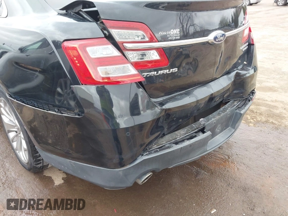 2013 Ford Taurus Limited with VIN 1FAHP2F84DG106350, listed as a IAAI auction lot 41833203 with 195,548 mi miles. Bid and sale history available at carsss.com. Image 6.