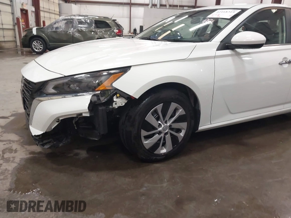 2023 Nissan Altima S with VIN 1N4BL4BV0PN366544, listed as a IAAI auction lot 42168319 with 5,182 mi miles and . Bid and sale history available at carsss.com. Image 19.
