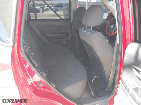 2010 Kia Soul + with VIN KNDJT2A20A7173985, listed as a IAAI auction lot 41850538 with 269,192 mi miles. Bid and sale history available at carsss.com. Image 8.