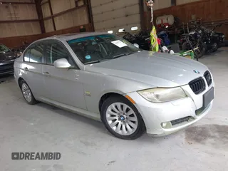 2009 BMW 3 Series 328i xDrive с VIN WBAPK73549A449551, выставлен на аукционе IAAI как лот 42800779 с пробегом Не указан миль и . История ставок и продаж доступна на DreamBid. Изображение 1.
