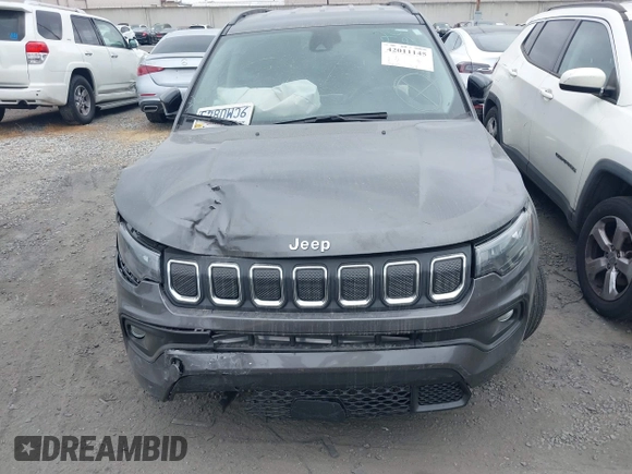 2022 Jeep Compass Latitude with VIN 3C4NJCBB8NT188411, listed as a IAAI auction lot 42011145 with 14,629 mi miles and . Bid and sale history available at DreamBid. Image 13.