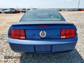 2008 Ford Mustang Deluxe with VIN 1ZVHT80N785128137, listed as a Copart auction lot 60231225 with 174,214 mi miles and Salvage title. Bid and sale history available at DreamBid. Image 6.