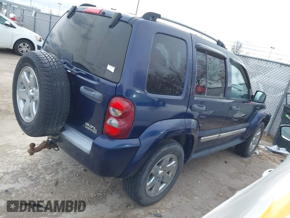 2006 Jeep Liberty Limited with VIN 1J8GL58K46W192840, listed as a IAAI auction lot 41792427 with 200,412 mi miles. Bid and sale history available at carsss.com. Image 4.