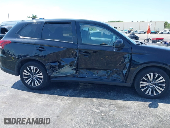 2020 Mitsubishi Outlander ES with VIN JA4AD2A30LZ012270, listed as a IAAI auction lot 39376839 with 72,193 mi miles and . Bid and sale history available at DreamBid. Image 6.