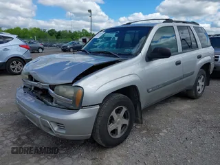 2004 Chevrolet TrailBlazer LS with VIN 1GNDT13S642294954, listed as a IAAI auction lot 42193858 with 125,677 mi miles and . Bid and sale history available at DreamBid. Image 2.