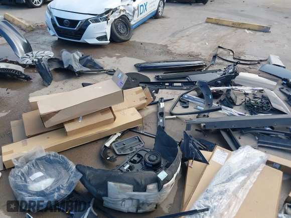 2019 Land Rover Range Rover с VIN SALGS2RE7KA542043, выставлен на аукционе IAAI как лот 41091478 с пробегом 39 073 миль миль и . История ставок и продаж доступна на DreamBid. Изображение 19.