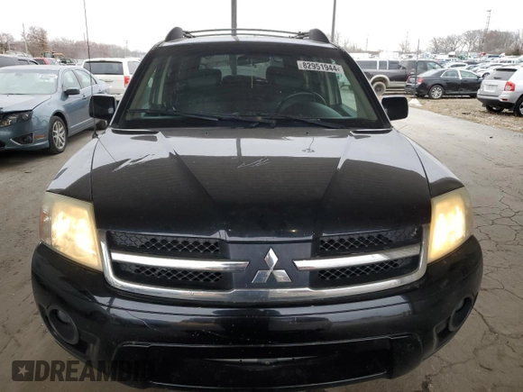 2006 Mitsubishi Endeavor Limited with VIN 4A4MN41S06E078776, listed as a Copart auction lot 82951944 with 217,100 mi miles and Clean title. Bid and sale history available at DreamBid. Image 5.