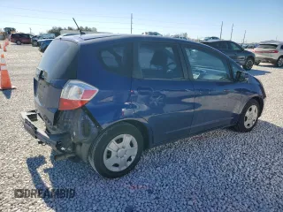 2013 Honda Fit with VIN JHMGE8H32DC011890, listed as a Copart auction lot 42323065 with 86,471 mi miles and Salvage Title. Bid and sale history available at carsss.com. Image 3.
