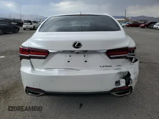 2018 Lexus LS with VIN JTHC51FF4J5001882, listed as a Copart auction lot 63924304 with 30,140 mi miles and Salvage Title. Bid and sale history available at carsss.com. Image 6.