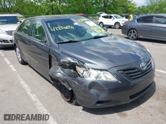 2009 Toyota Camry z VIN 4T1BE46K69U392414, wystawiony jako IAAI lot #42226031 z przebiegiem 87 651 mil mil oraz . Historia ofert i sprzedaży dostępna na DreamBid. Obrazek 1.