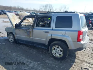 2016 Jeep Patriot Sport with VIN 1C4NJRBB6GD691544, listed as a IAAI auction lot 41779250 with Not Provided miles and . Bid and sale history available at carsss.com. Image 3.