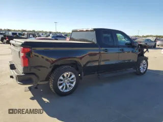 2020 Chevrolet Silverado 1500 Custom with VIN 1GCRWBEK5LZ370274, listed as a Copart auction lot 80630954 with 96,990 mi miles and Salvage Title. Bid and sale history available at carsss.com. Image 3.